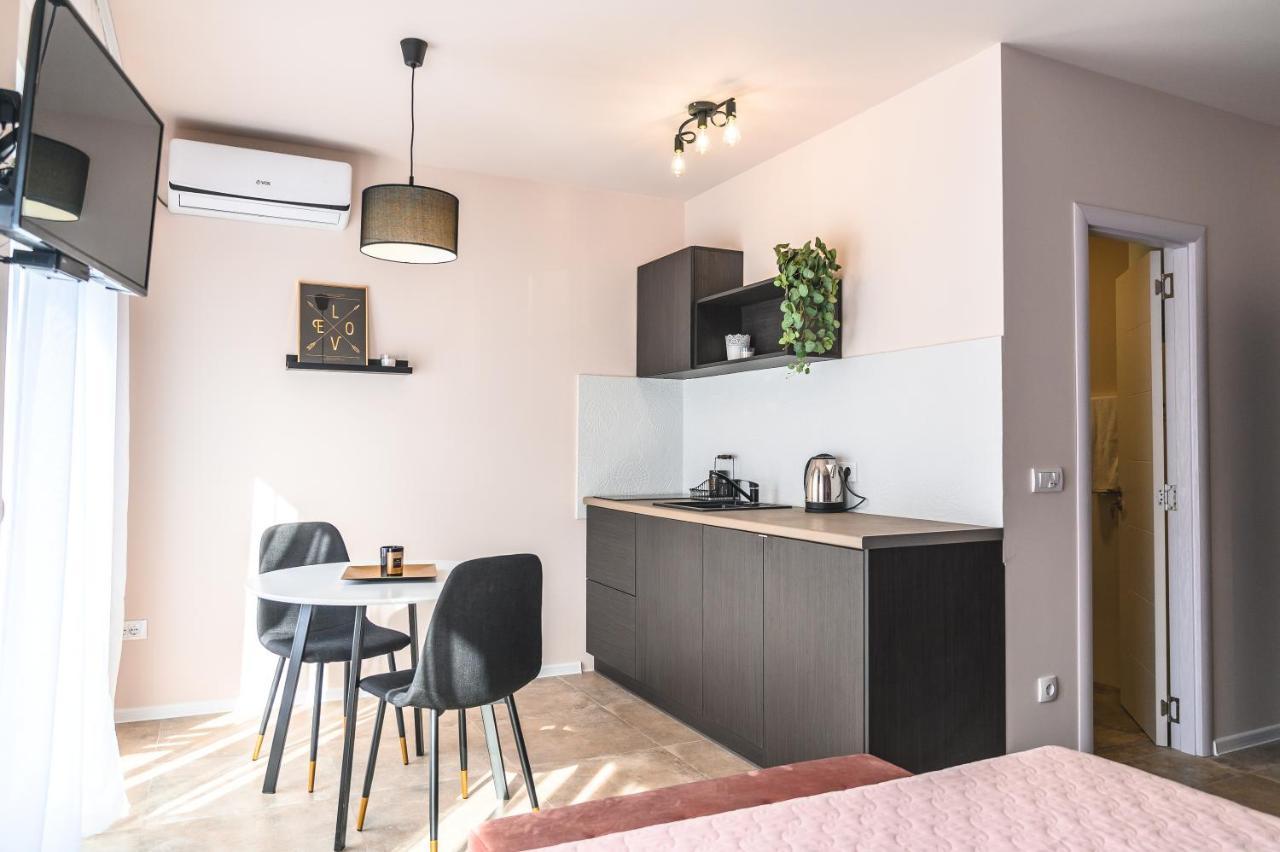 Apartmani Mis Šabac Esterno foto