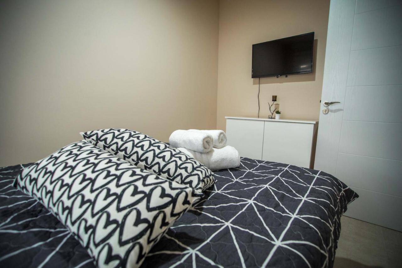Apartmani Mis Šabac Esterno foto